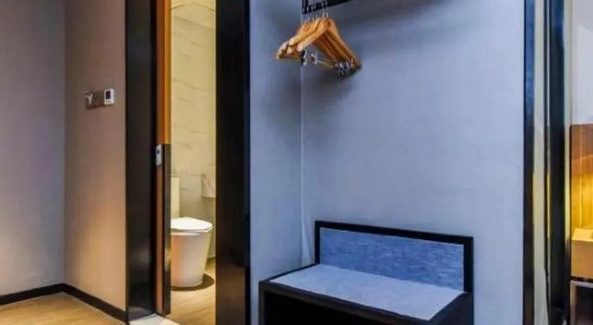 Borrman Hotel Guangzhou Quzhuang Metro Station