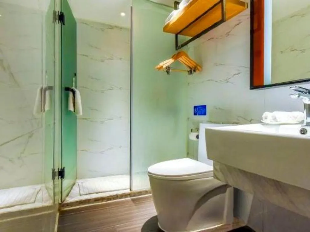 Borrman Hotel Guangzhou Quzhuang Metro Station