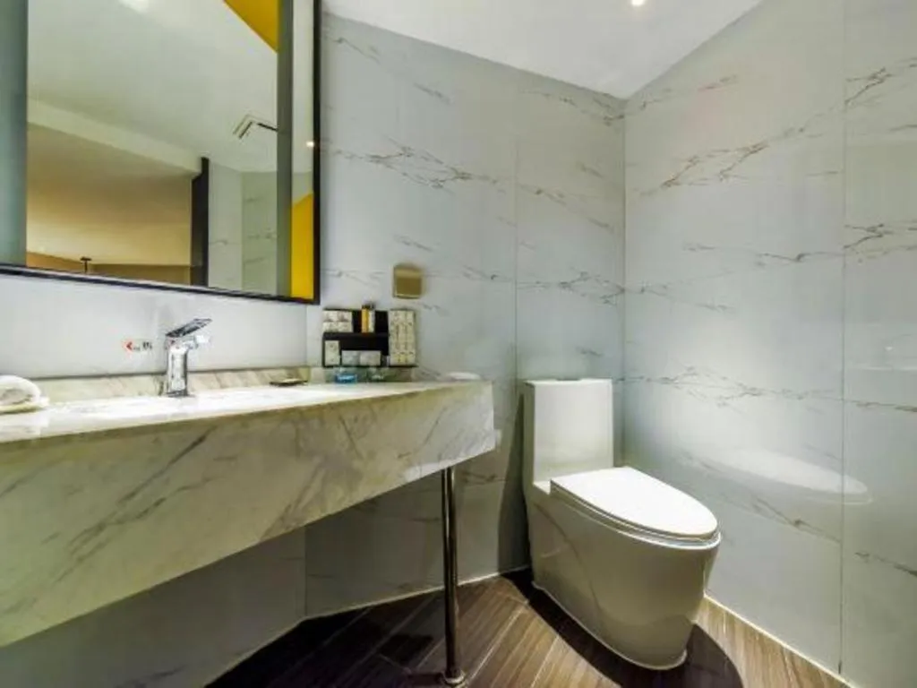 Borrman Hotel Guangzhou Quzhuang Metro Station