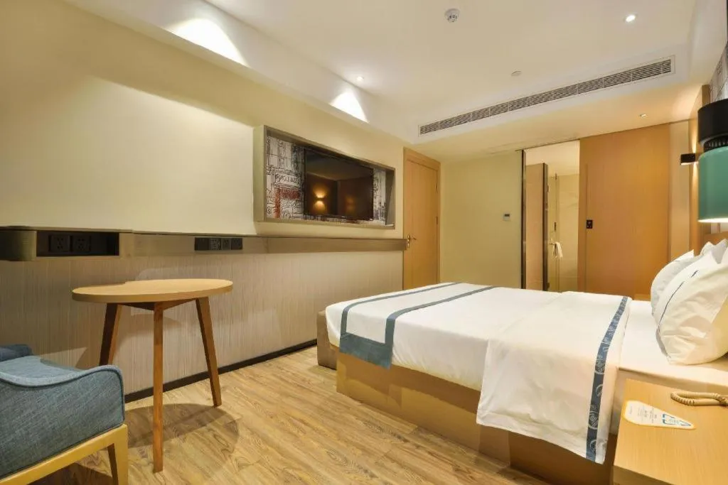 Bed in City Comfort Inn Wuhan Hankou Bei Light Rail Station