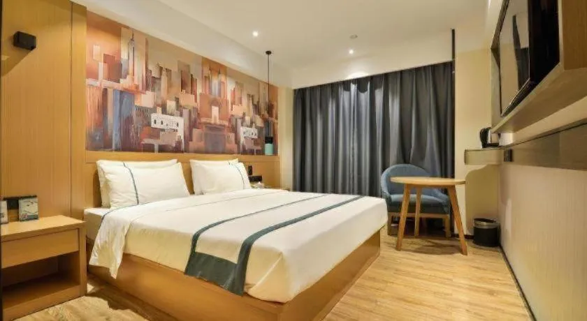 Bed in City Comfort Inn Wuhan Hankou Bei Light Rail Station