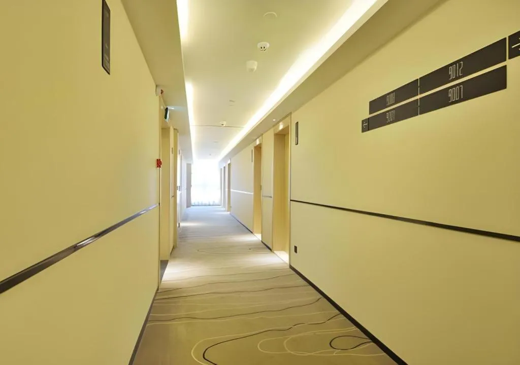 City Comfort Inn Wuhan Hankou Bei Light Rail Station