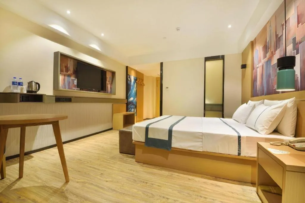 Bed in City Comfort Inn Wuhan Hankou Bei Light Rail Station