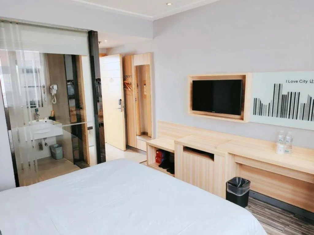 Bed in City Comfort Inn Wuhan Han'Nan Pedestrian Street