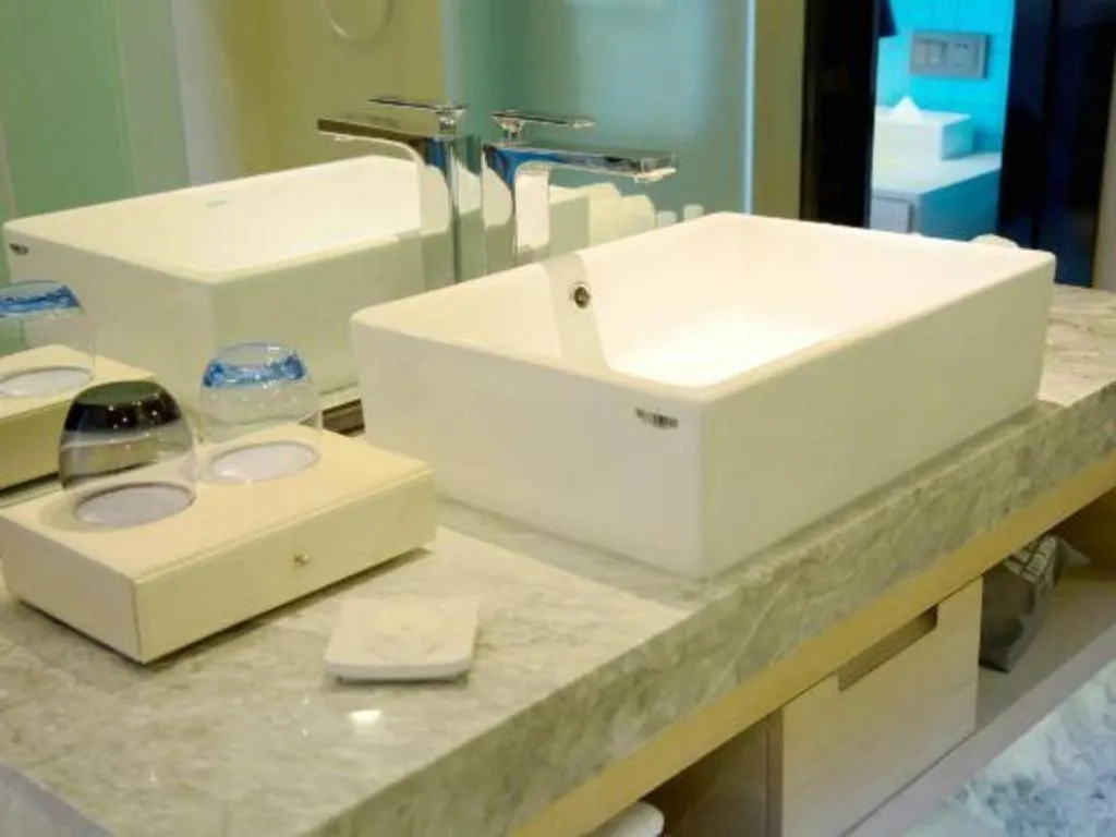 Echarm Hotel Kunming High-tech Zone Economic Management College