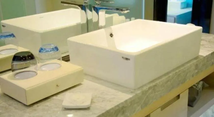 Echarm Hotel Kunming High-tech Zone Economic Management College