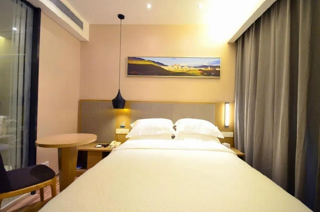 Bed in City Comfort Inn Wuhan Xudong Street Wangjiadun Metro Station