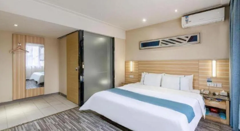 Bed in City Comfort Inn Wuhan Zongguan Metro Station