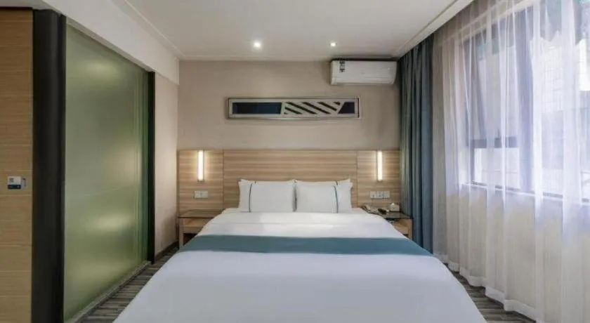 Bed in City Comfort Inn Wuhan Zongguan Metro Station