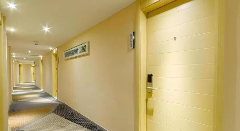 City Comfort Inn Wuhan Zongguan Metro Station