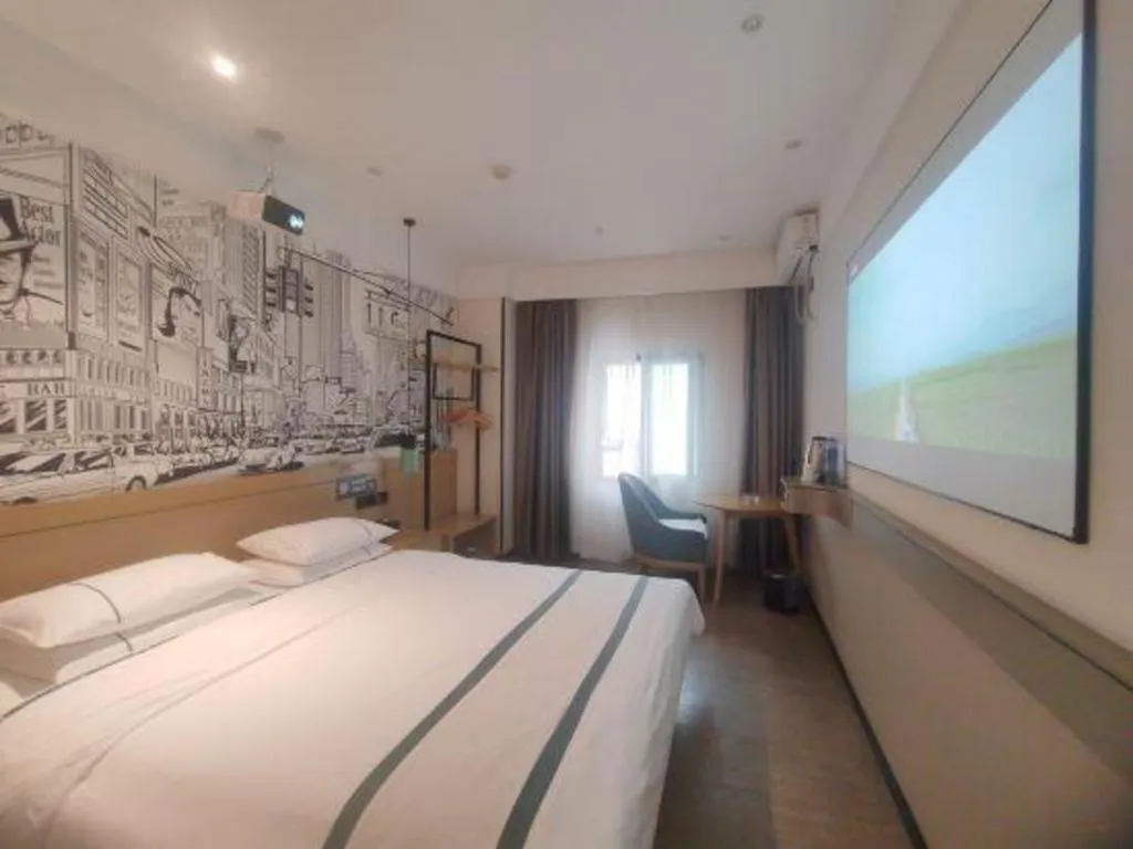 Bed in City Comfort Inn Guangzhou Shisanhang Shachong Metro Station