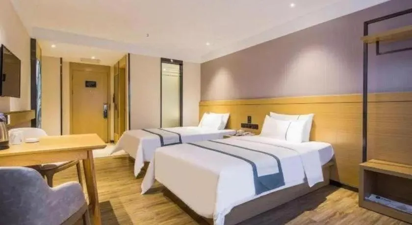 Bed in City Comfort Inn Guangzhou Shisanhang Shachong Metro Station