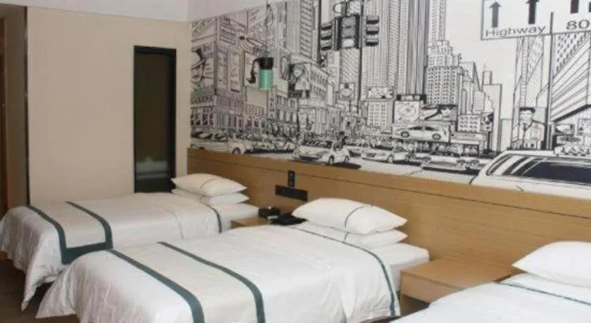Bed in City Comfort Inn Guangzhou Shisanhang Shachong Metro Station