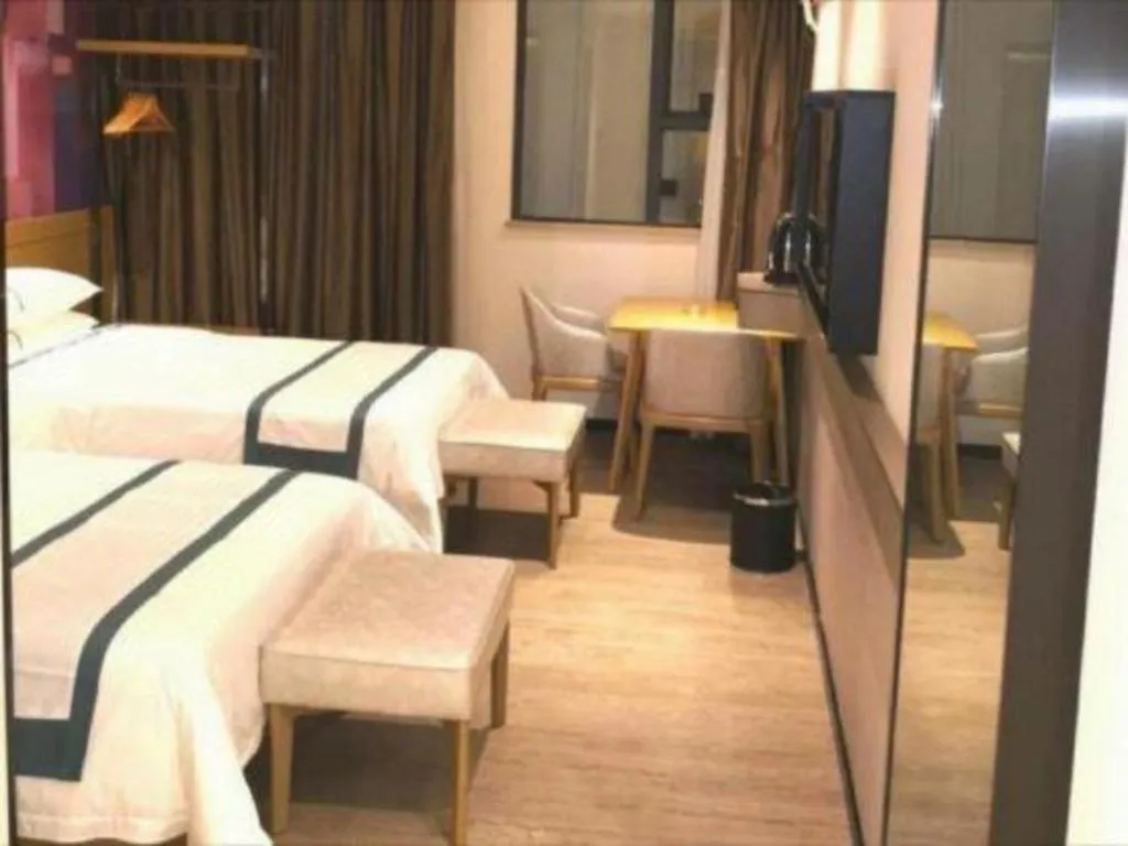 Bed in City Comfort Inn Guangzhou Shisanhang Shachong Metro Station