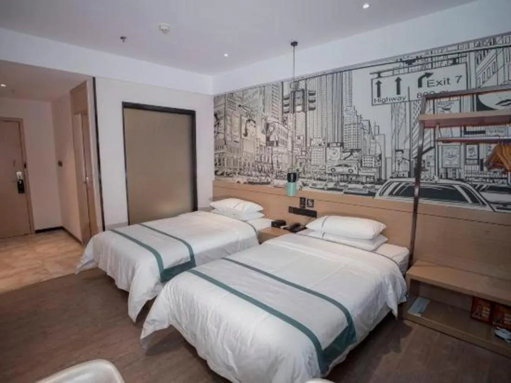 Bed in City Comfort Inn Guangzhou Shisanhang Shachong Metro Station