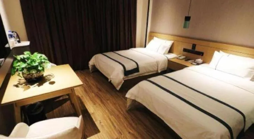 Bed in City Comfort Inn Guangzhou Shisanhang Shachong Metro Station