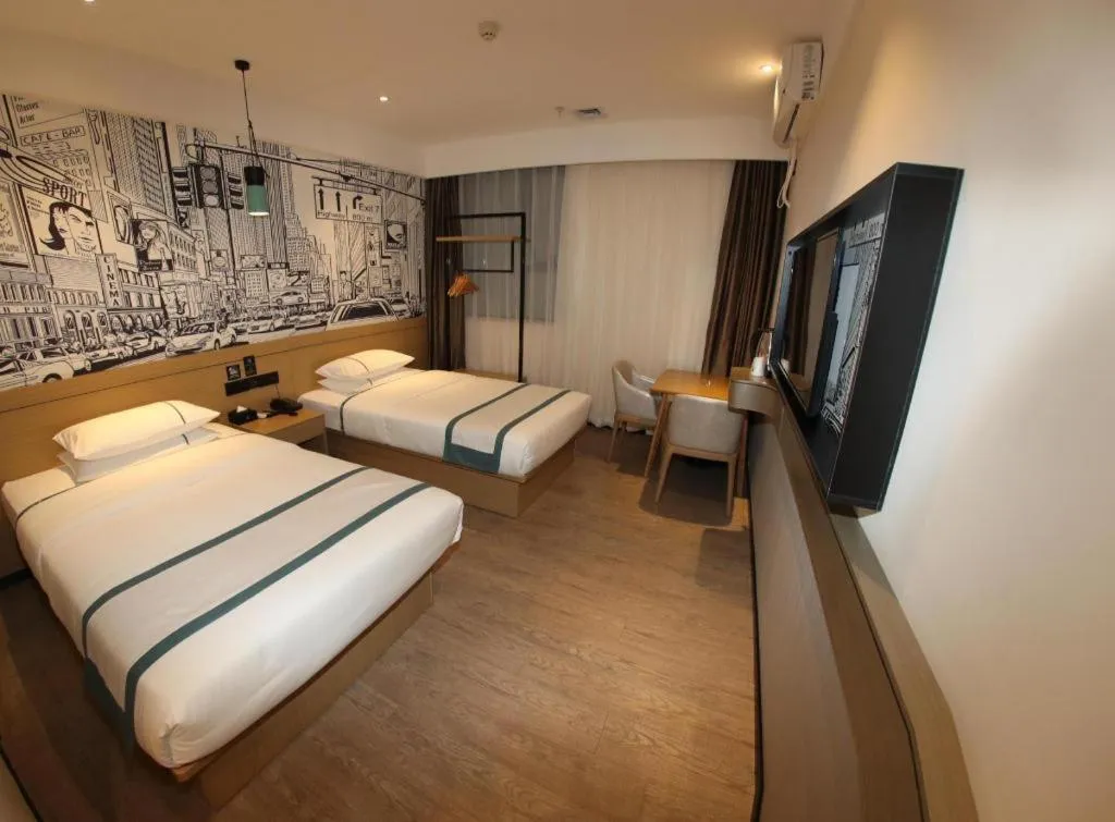 Bed in City Comfort Inn Guangzhou Shisanhang Shachong Metro Station