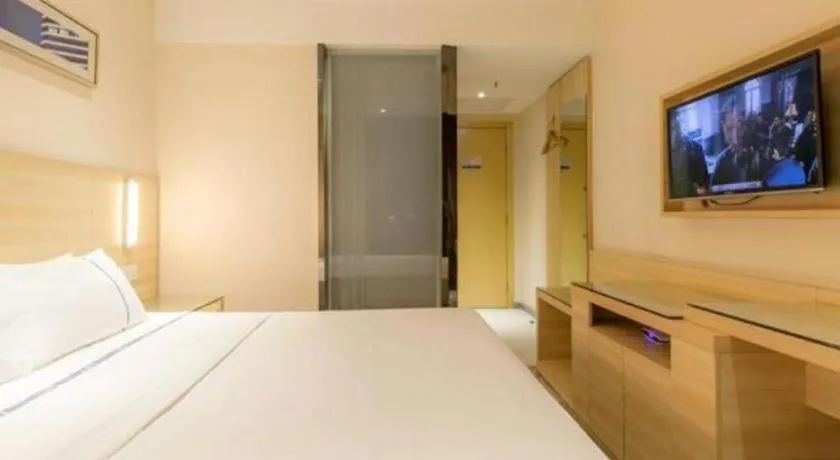 Bed in City Comfort Inn Wuhan Jiefang Avenue Xinrong Light Rail Station
