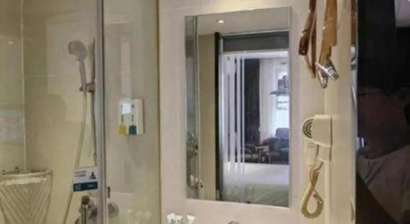 City Comfort Inn Wuhan Jiefang Avenue Xinrong Light Rail Station