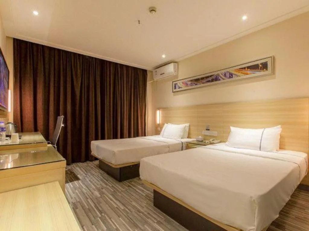 Bed in City Comfort Inn Wuhan Jiefang Avenue Xinrong Light Rail Station