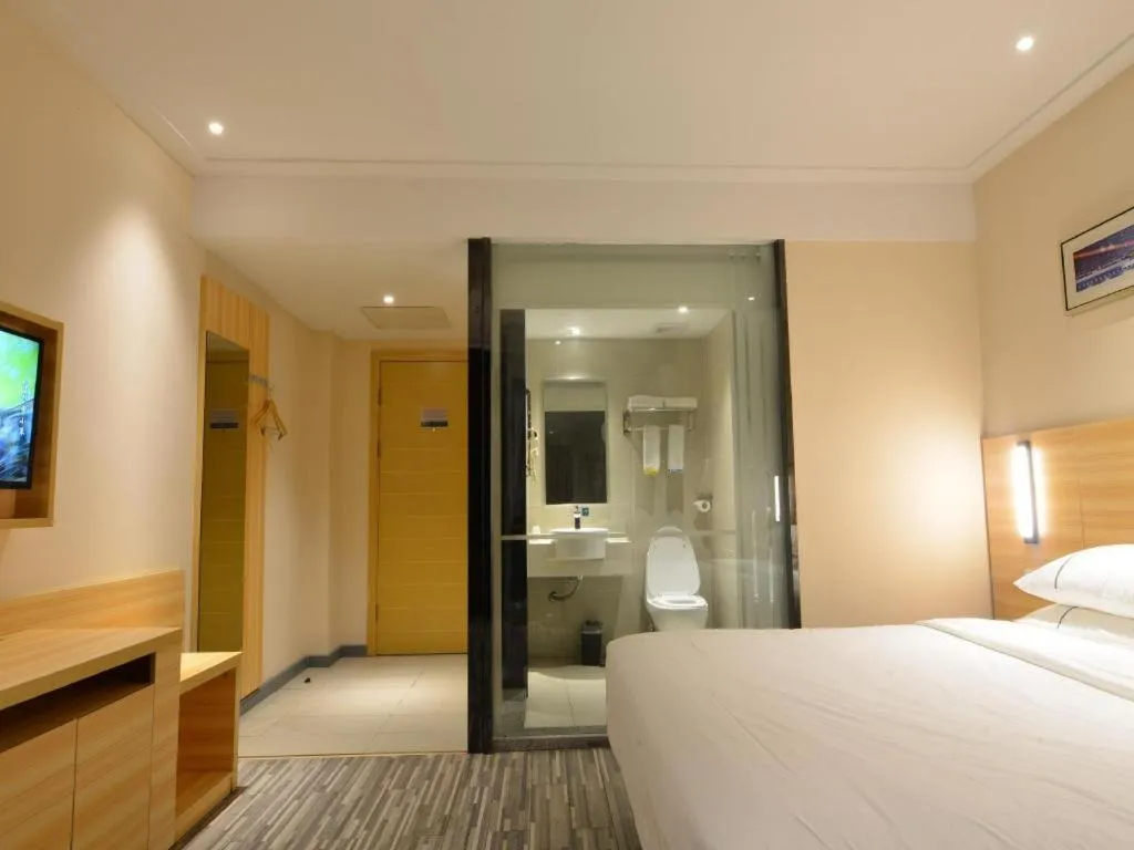 Bed in City Comfort Inn Zhengzhou Railway Station Erqi Square