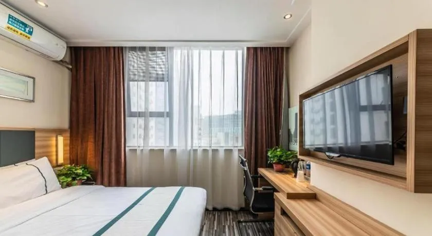 Bed in City Comfort Inn Zhengzhou Railway Station Erqi Square