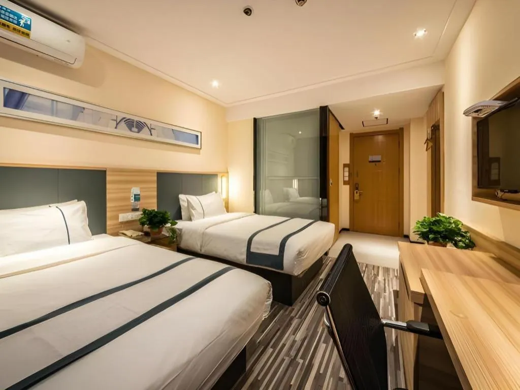 Bed in City Comfort Inn Zhengzhou Railway Station Erqi Square