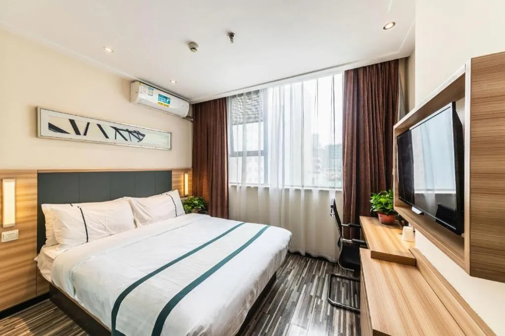 Bed in City Comfort Inn Zhengzhou Railway Station Erqi Square