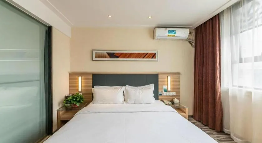 Bed in City Comfort Inn Zhengzhou Railway Station Erqi Square