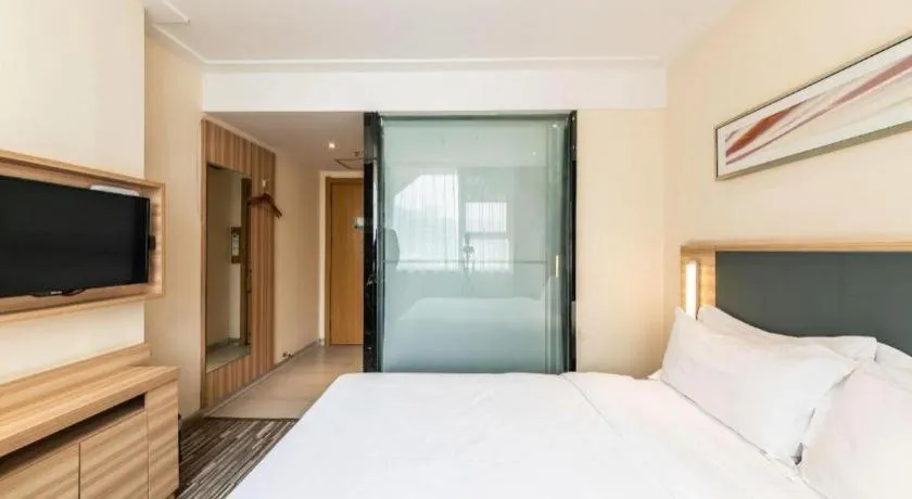 Bed in City Comfort Inn Zhengzhou Railway Station Erqi Square