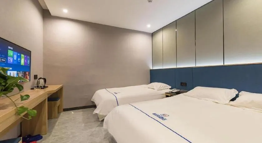 Bed in City Comfort Inn Zhengzhou Railway Station Erqi Square