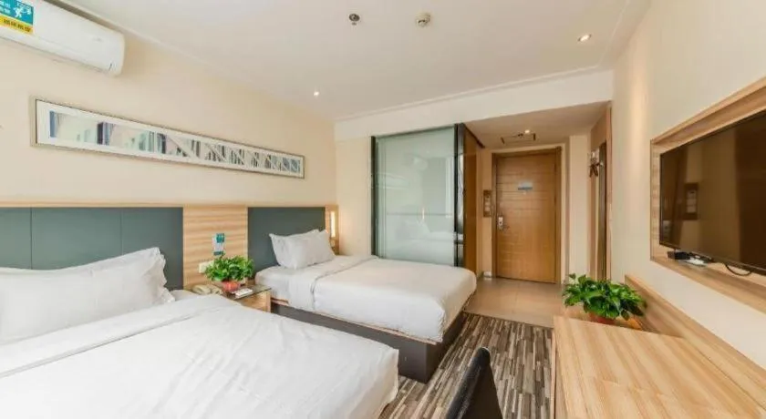 Bed in City Comfort Inn Zhengzhou Railway Station Erqi Square