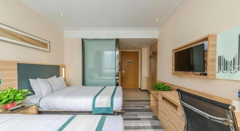 Bed in City Comfort Inn Zhengzhou Railway Station Erqi Square