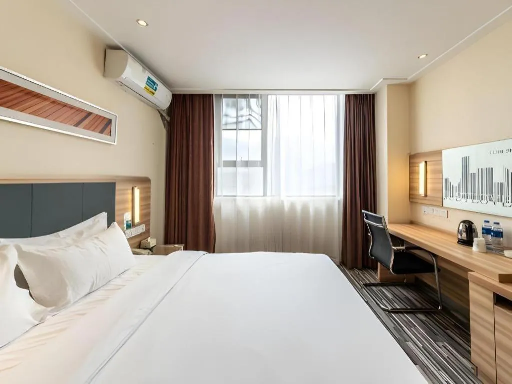 Bed in City Comfort Inn Zhengzhou Railway Station Erqi Square