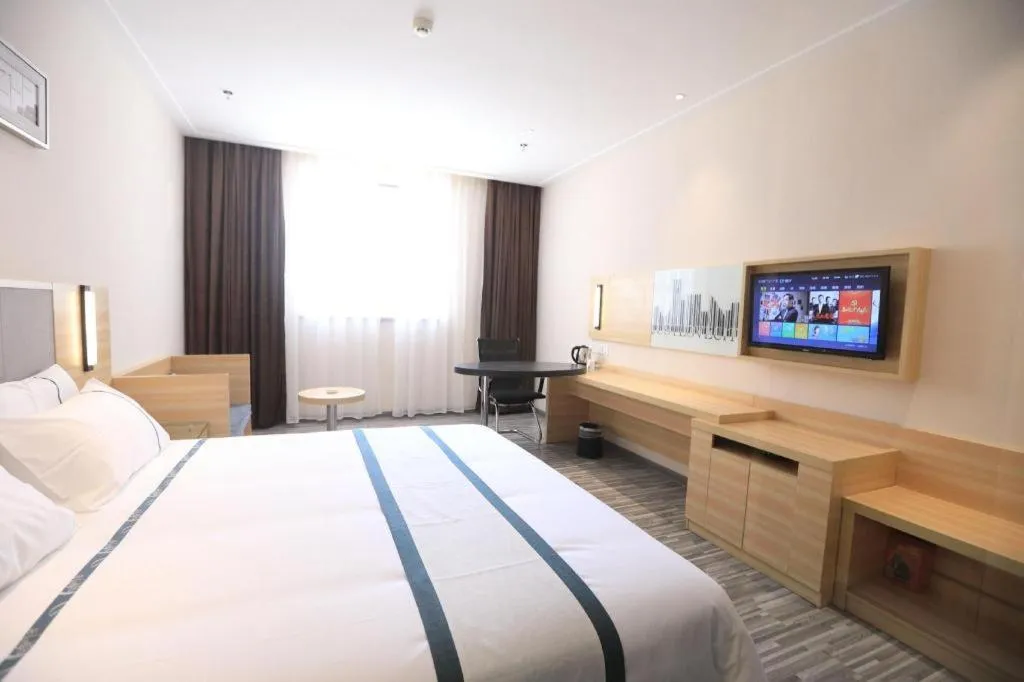 Bed in City Comfort Inn Zhongshan Nanqu Subdistrict Yong'an Square
