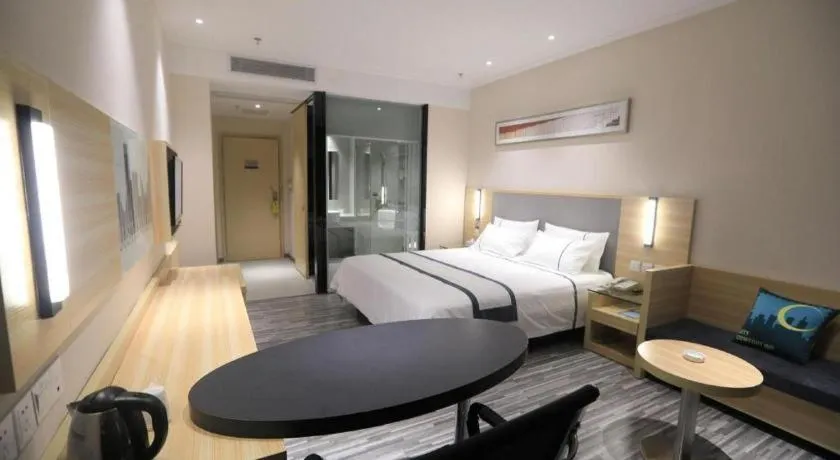 Bed in City Comfort Inn Zhongshan Nanqu Subdistrict Yong'an Square