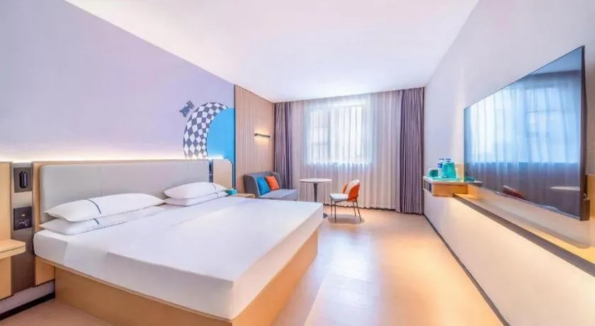 Bed in City Comfort Inn Zhongshan Nanqu Subdistrict Yong'an Square