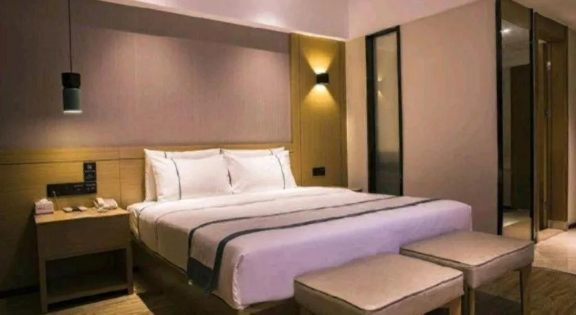 Bed in City Comfort Inn Haikou Zhongjie Road Walking Street