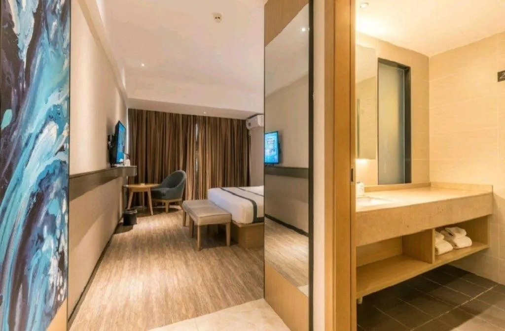 Bed in City Comfort Inn Haikou Zhongjie Road Walking Street