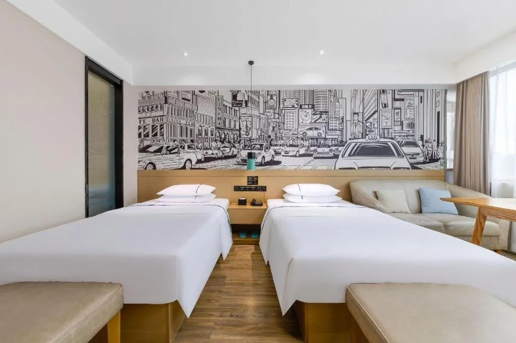 Bed in City Comfort Inn Haikou Zhongjie Road Walking Street