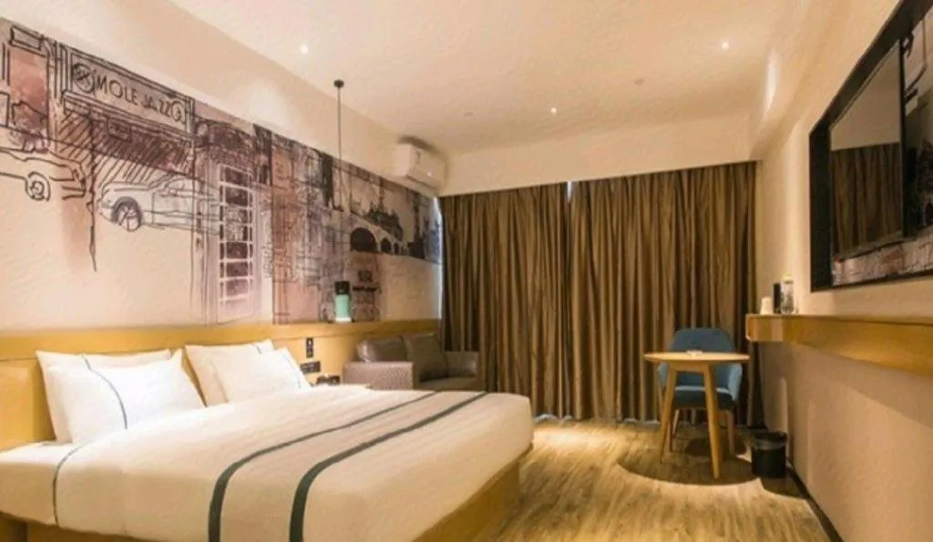 Bed in City Comfort Inn Haikou Zhongjie Road Walking Street