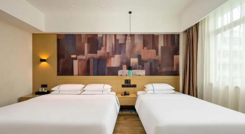 Bed in City Comfort Inn Haikou Zhongjie Road Walking Street