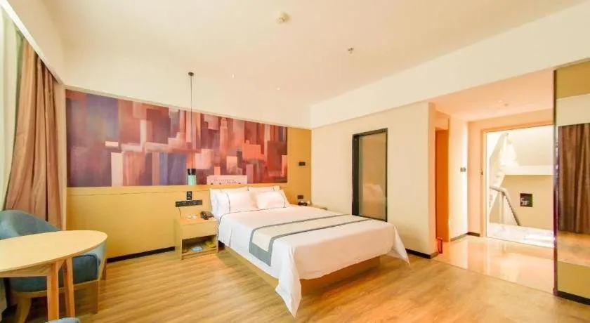 Bed in City Comfort Inn Haikou Zhongjie Road Walking Street