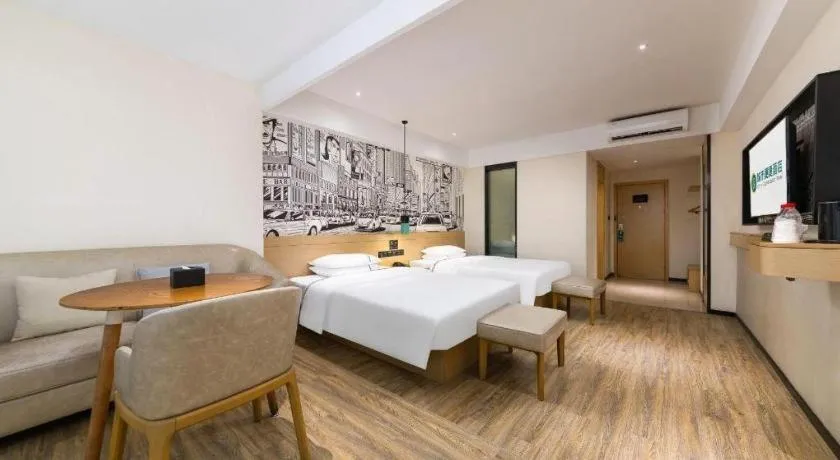 Bed in City Comfort Inn Haikou Zhongjie Road Walking Street