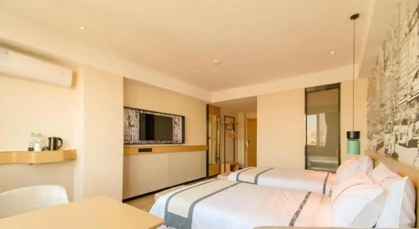 Bed in City Comfort Inn Haikou Zhongjie Road Walking Street