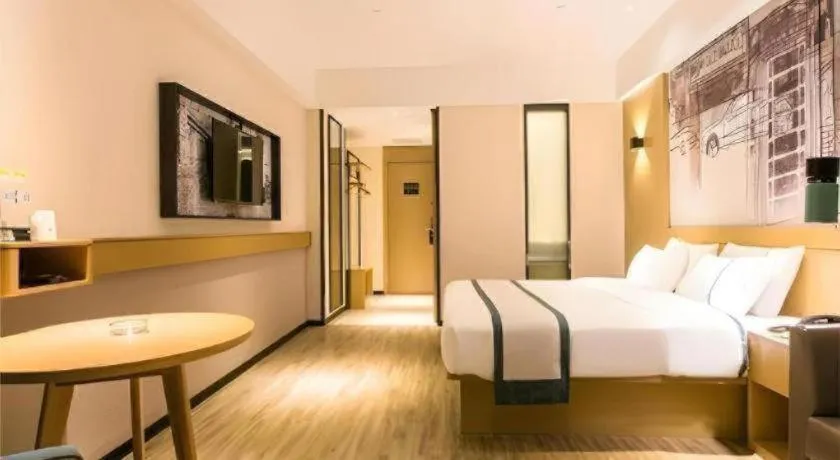 Bed in City Comfort Inn Haikou Zhongjie Road Walking Street