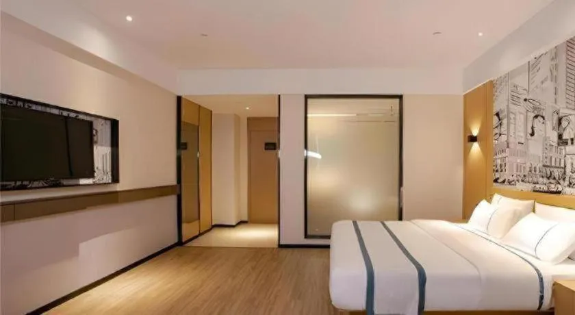 Bed in City Comfort Inn Haikou Zhongjie Road Walking Street