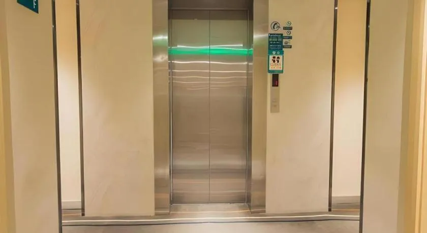 City Comfort Inn Wuhan Huanghe Tower Shouyi Metro Station