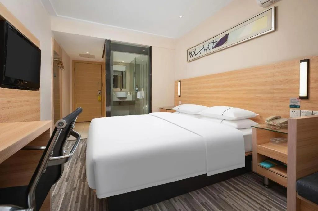 Bed in City Comfort Inn Wuhan Huanghe Tower Shouyi Metro Station