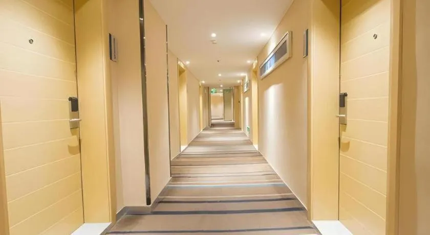 City Comfort Inn Wuhan Huanghe Tower Shouyi Metro Station